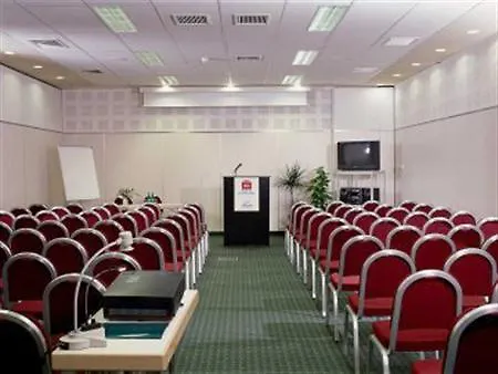 Ibis Vaci Ut Отель 3*